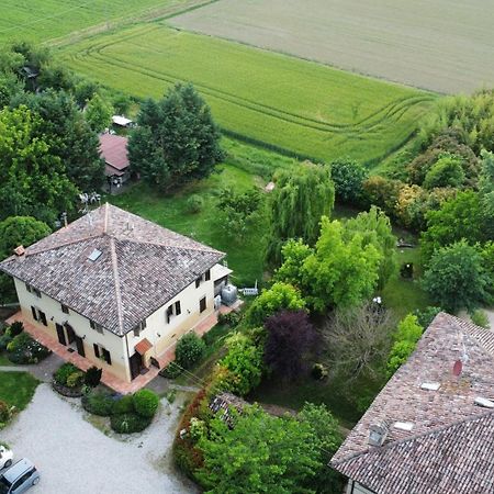 Casale La Decima Bed & Breakfast Budrio  Bagian luar foto